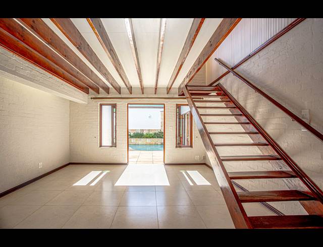 4 BEDROOM HOUSE RENTED IN SONSTRAAL HEIGHTS